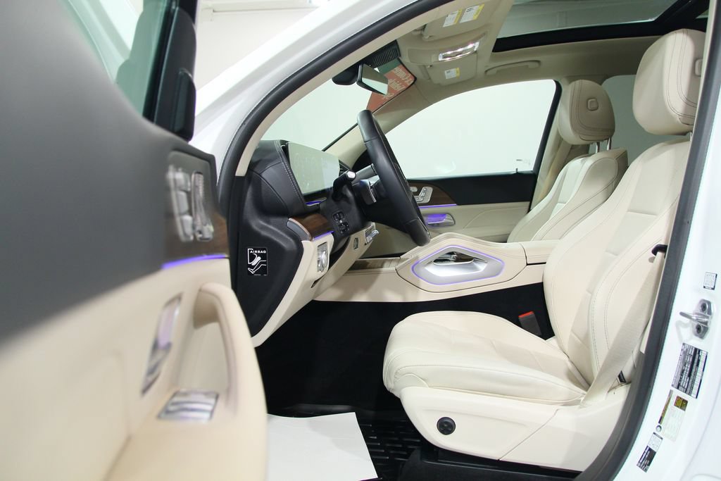 Certified 2026 Mercedes-Benz GLS 450 4MATIC image 5