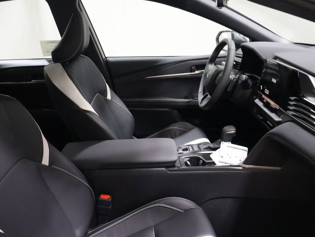 New 2026 Toyota Camry SE image 18