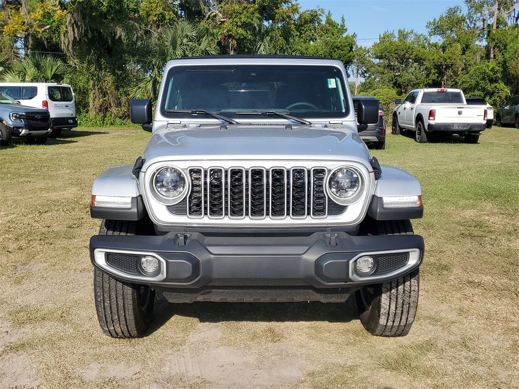 Used 2024 Jeep Wrangler Sahara image 5