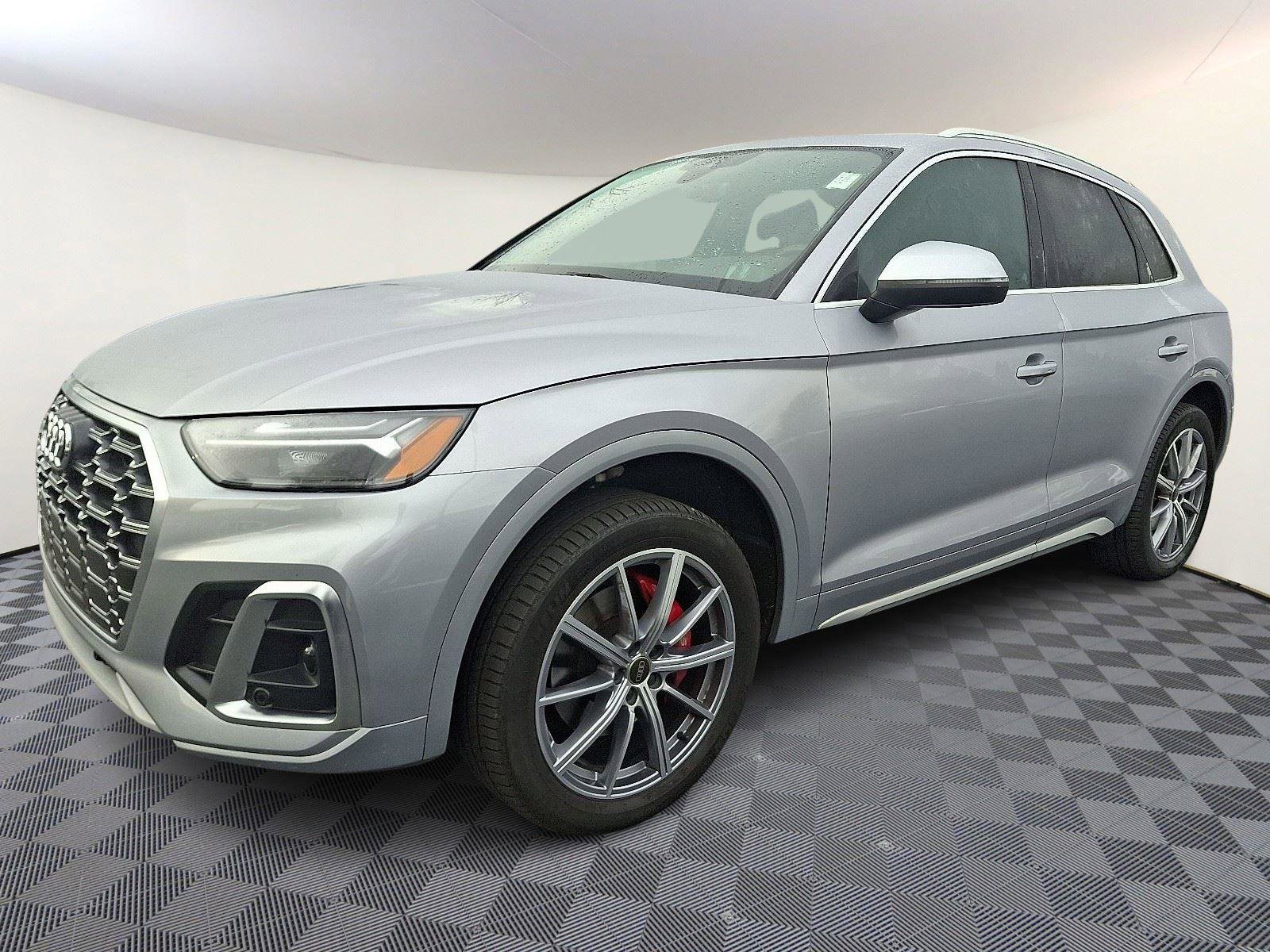 Used 2025 Audi SQ5 Premium Plus image 3