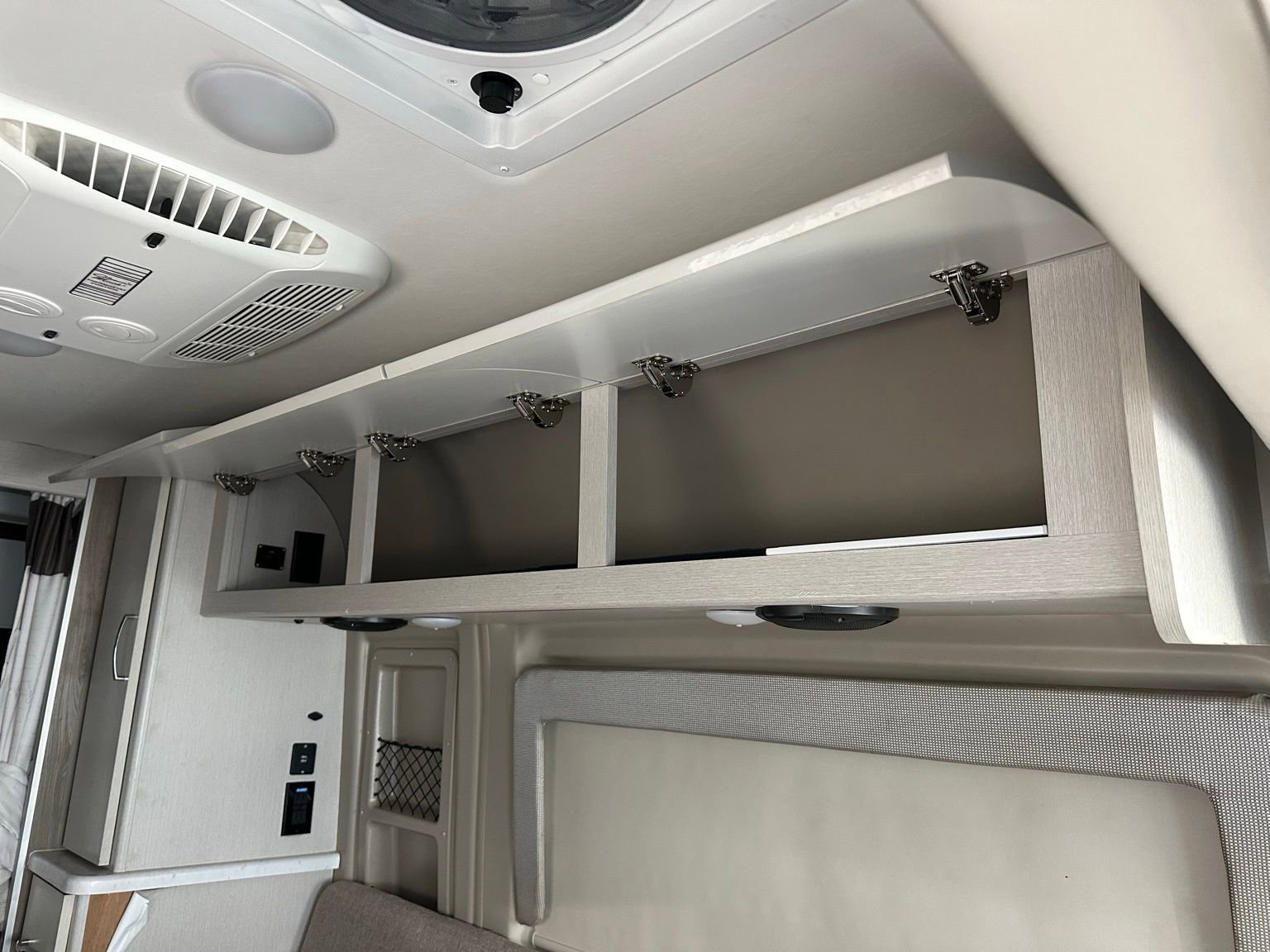 Used 2021 RAM ProMaster 1500 w/ Convenience Group FWD image 21