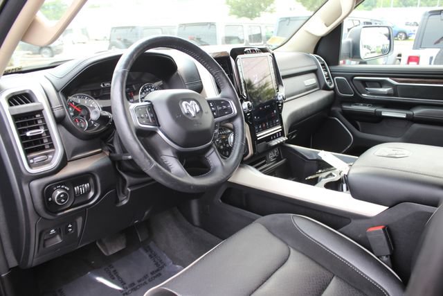 Used 2020 RAM 1500 Laramie AWD/4WD image 3