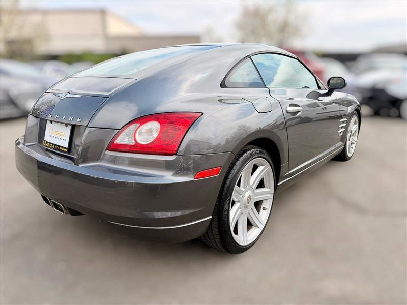 Used 2004 Chrysler Crossfire Coupe RWD image 5