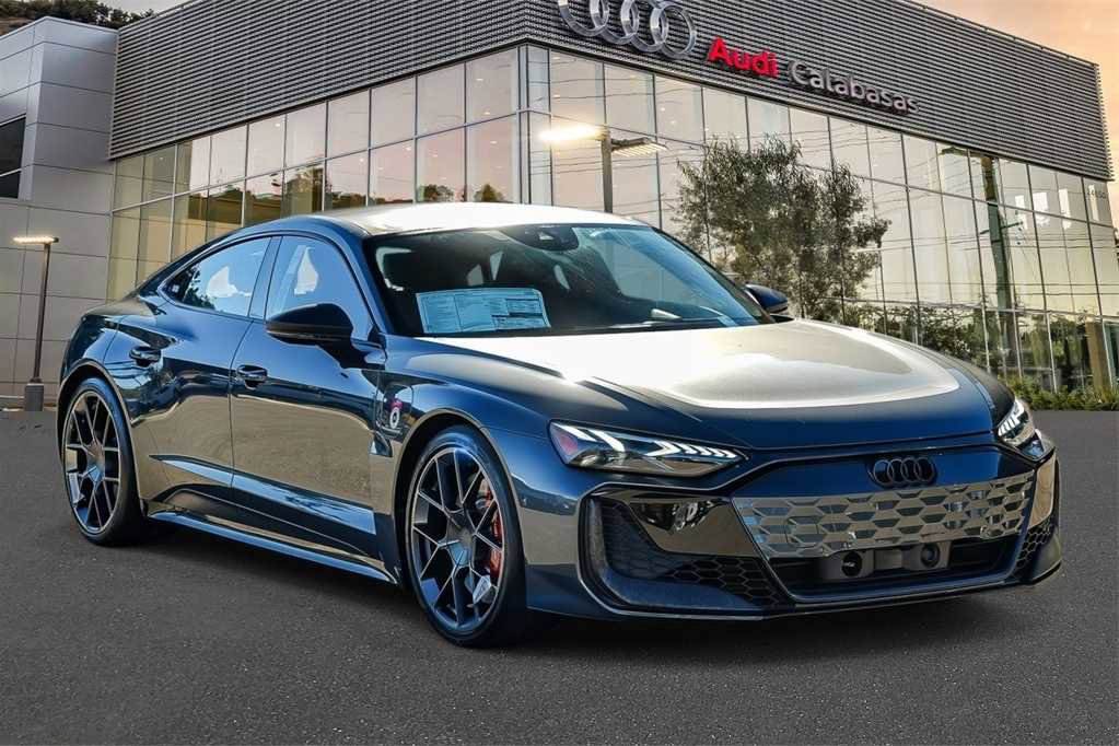 New 2026 Audi RS e-tron GT performance image 3