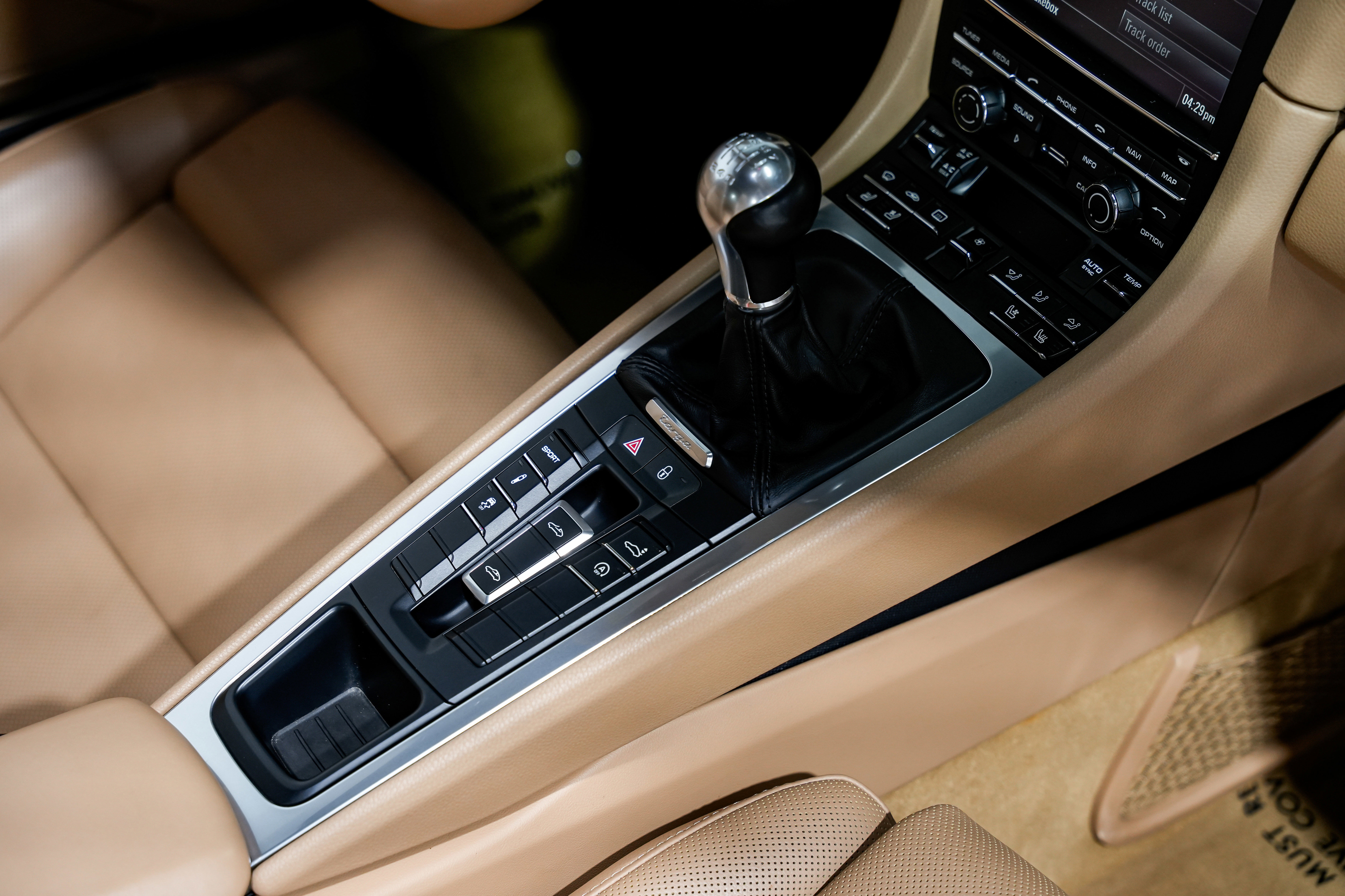 Used 2015 Porsche 911 Targa 4S image 30