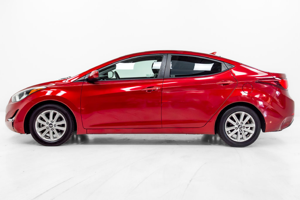 Used 2014 Hyundai Elantra SE w/ Option Group 02 FWD image 23