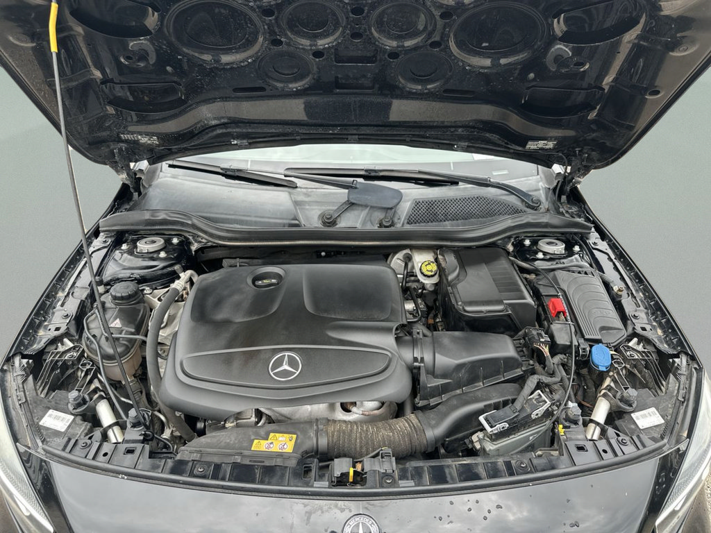 Used 2018 Mercedes-Benz GLA 250 image 40