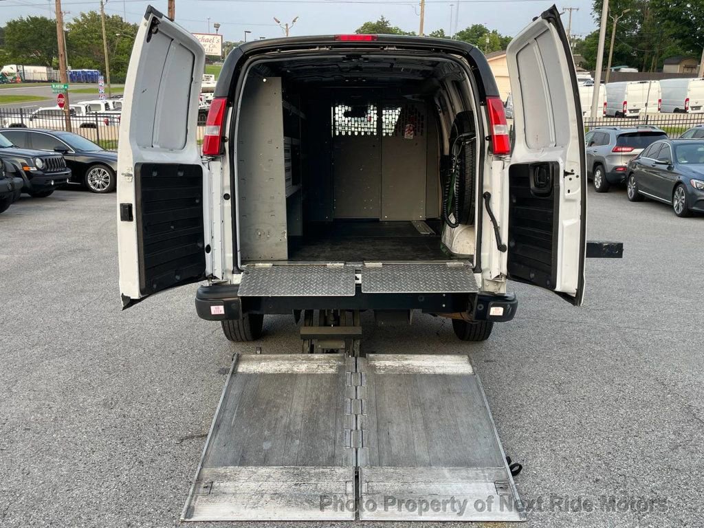 Used 2020 Chevrolet Express 3500 w/ Driver Convenience Package image 17