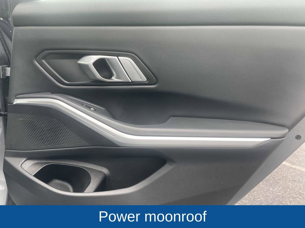 Used 2023 BMW 330i xDrive Sedan w/ Driving Assistance Package image 18