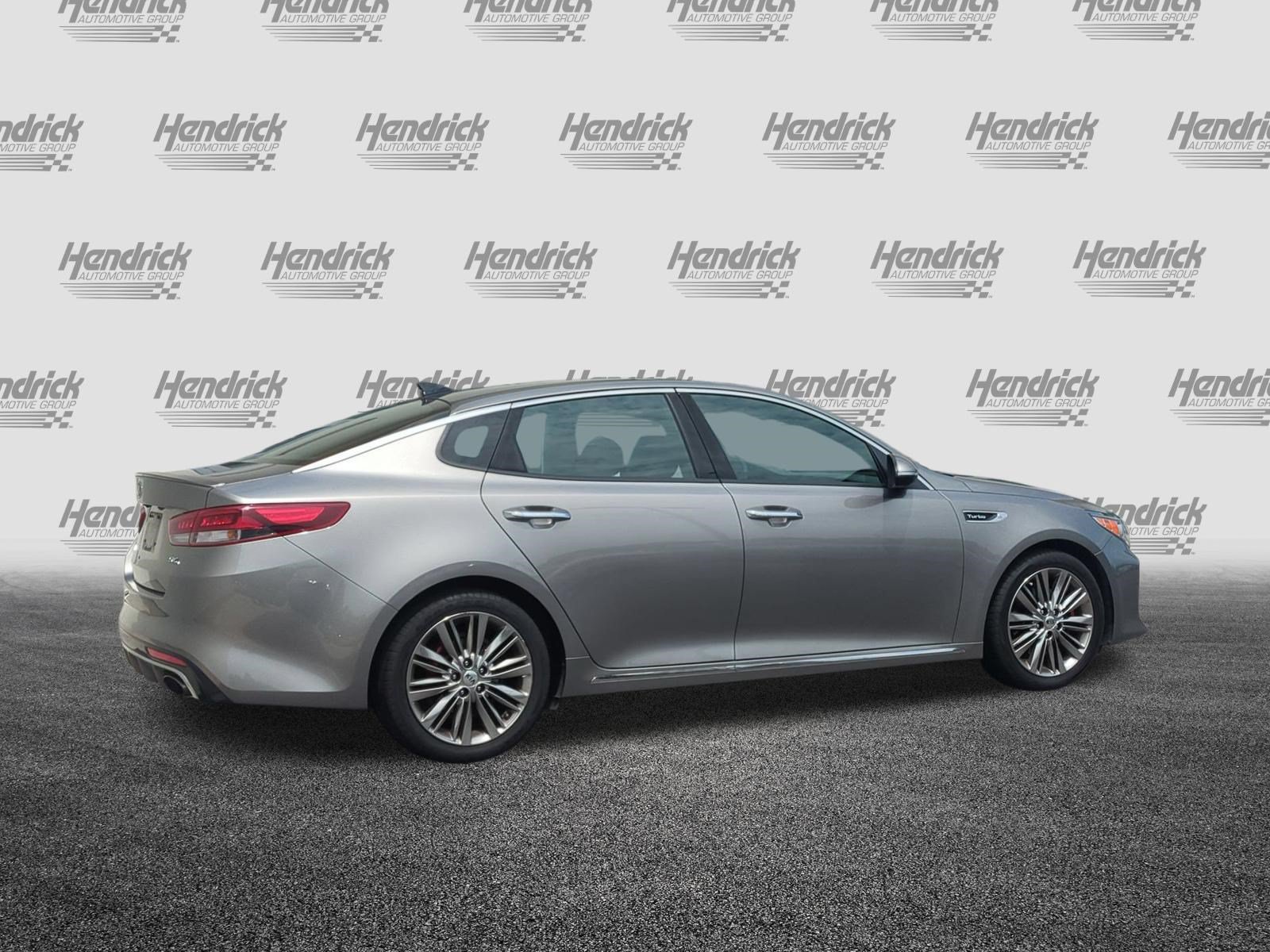 Used 2016 Kia Optima SX w/ Chrome Wheel Package FWD image 9