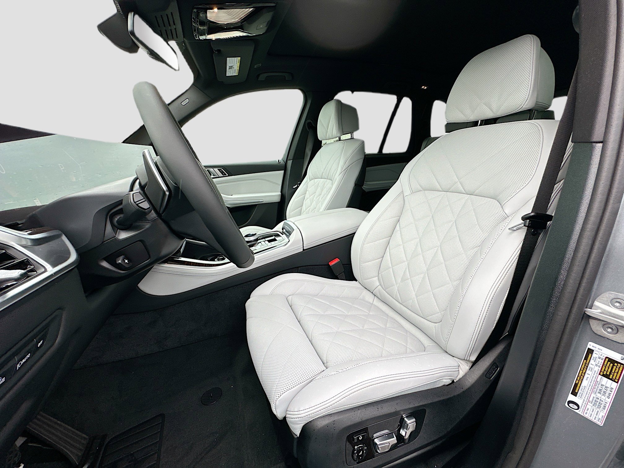 New 2026 BMW X5 sDrive40i image 15