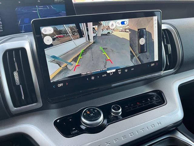 Used 2025 Ford Expedition Max Active RWD image 14
