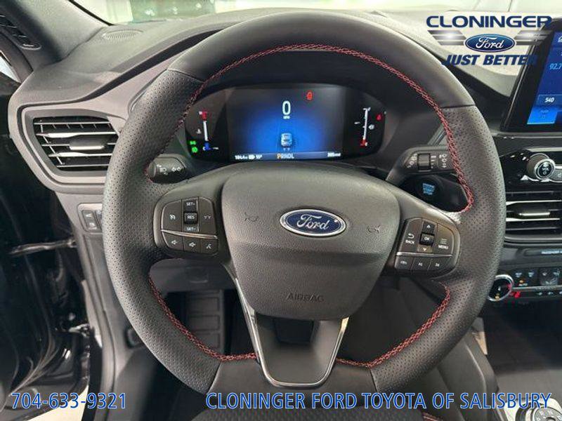 New 2026 Ford Escape ST-Line Select image 28