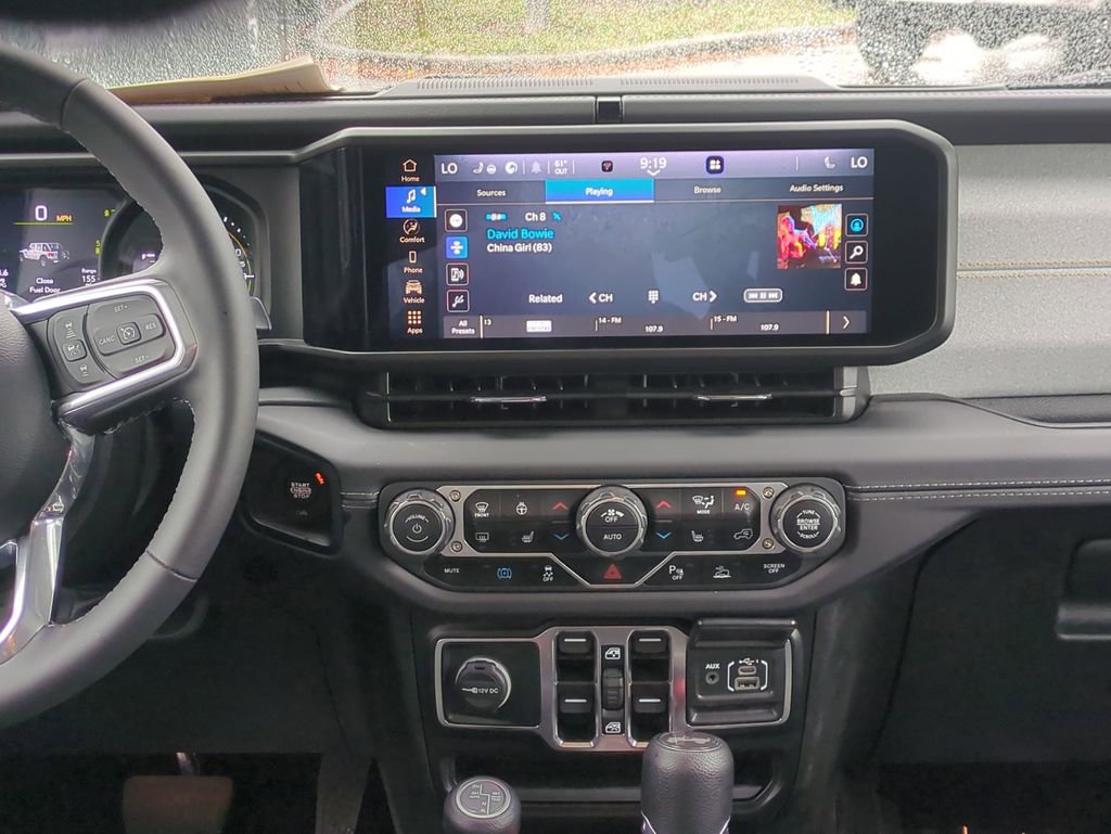 Used 2025 Jeep Wrangler Sahara 4xe w/ Safety Group image 19