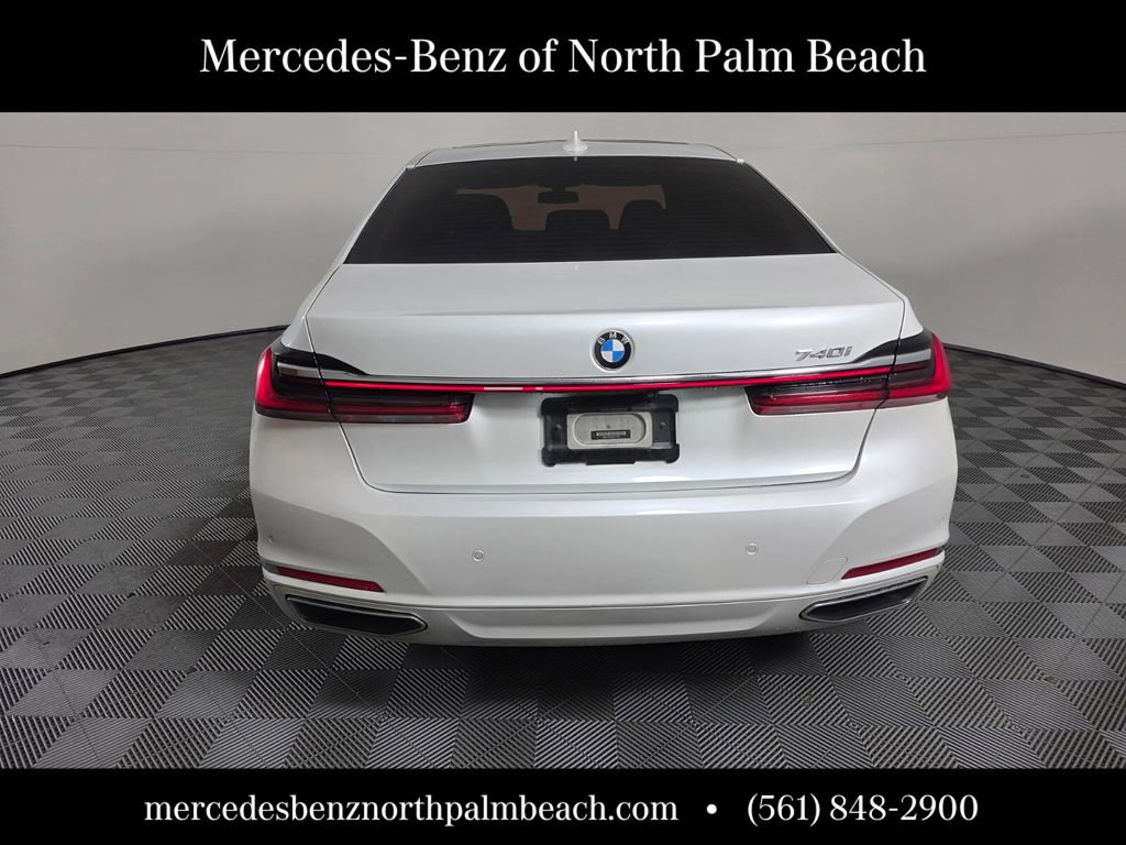 Used 2020 BMW 740i w/ Cold Weather Package image 5