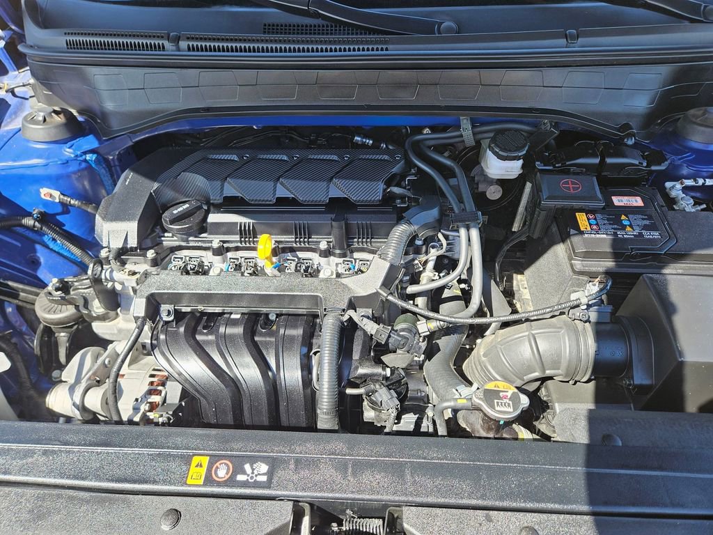 Used 2025 Hyundai Venue SEL image 23