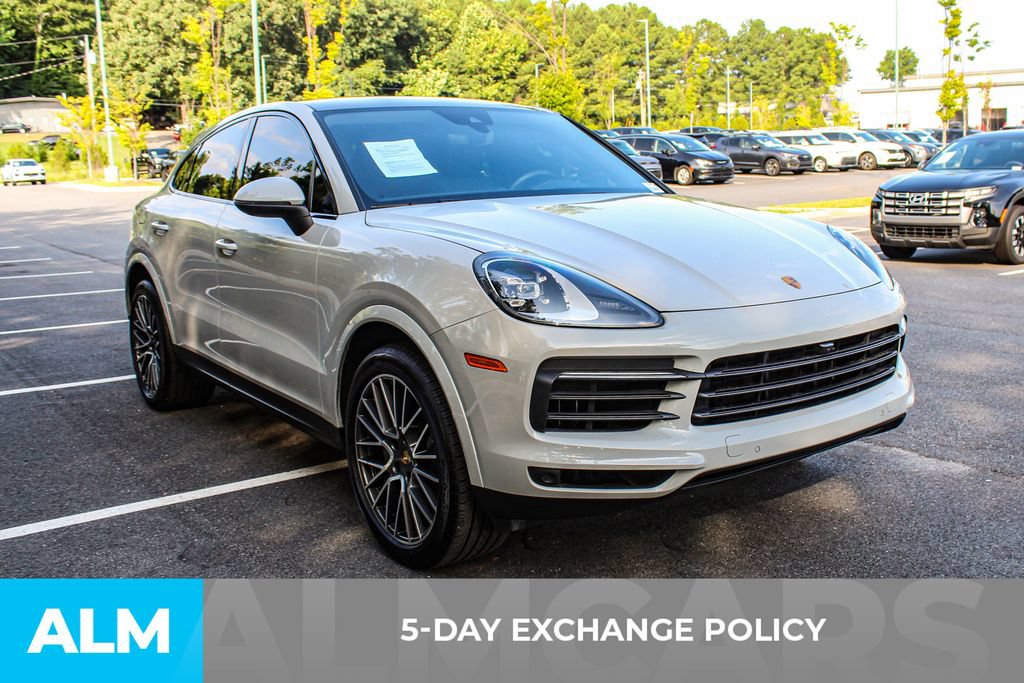 Used 2023 Porsche Cayenne S w/ Premium Package AWD/4WD image 3