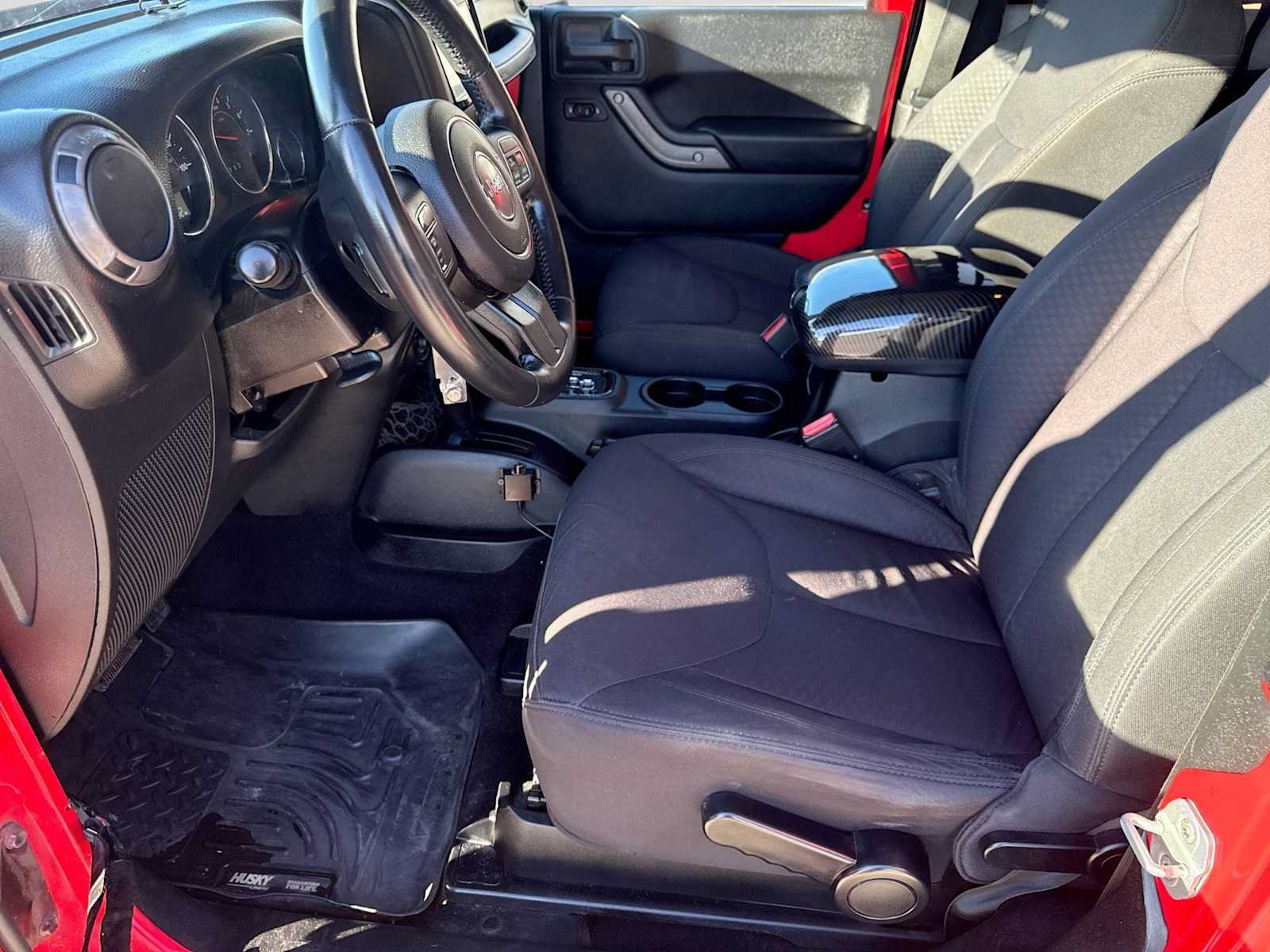 Used 2013 Jeep Wrangler Sport AWD/4WD image 16