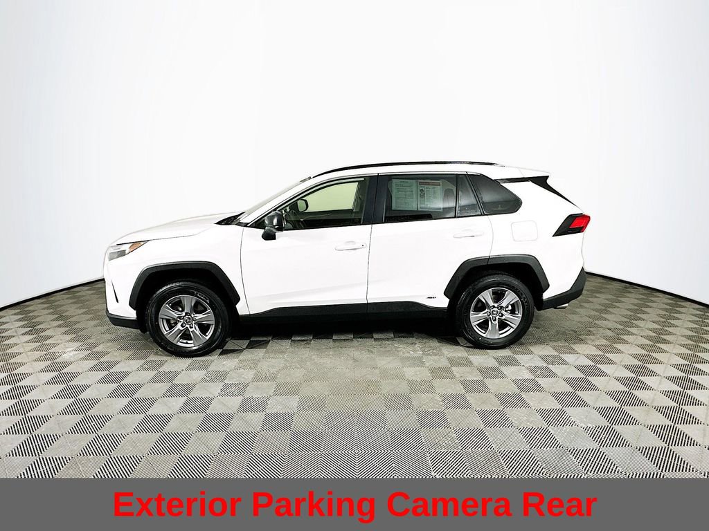 Used 2025 Toyota RAV4 LE image 7