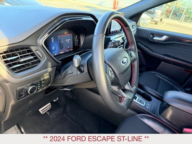Used 2024 Ford Escape ST-Line AWD/4WD image 17