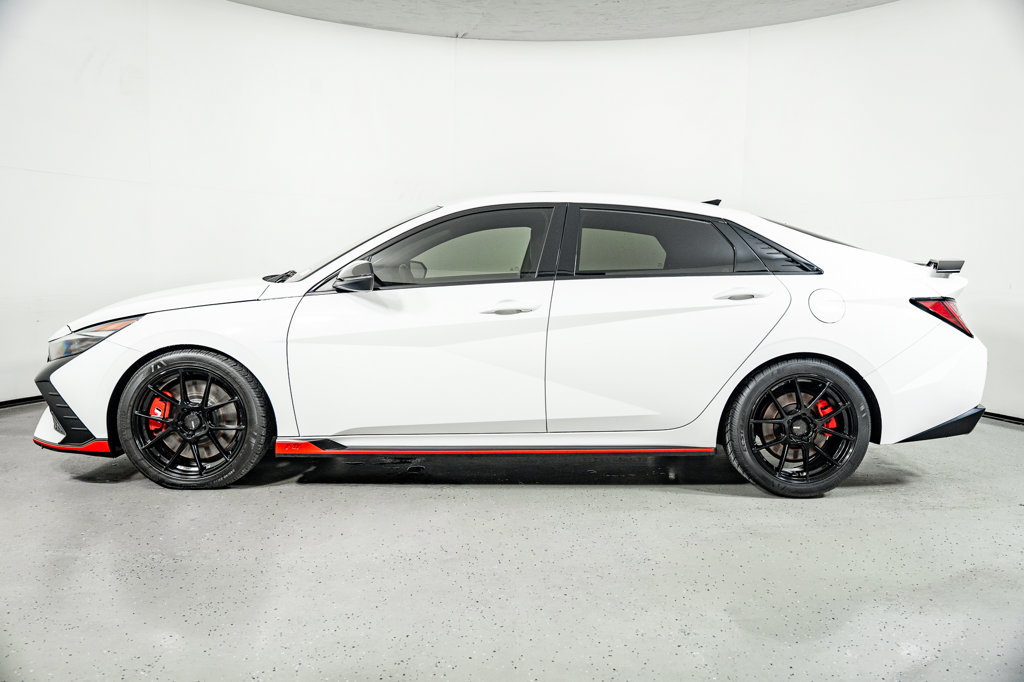 Certified 2023 Hyundai Elantra N FWD image 13