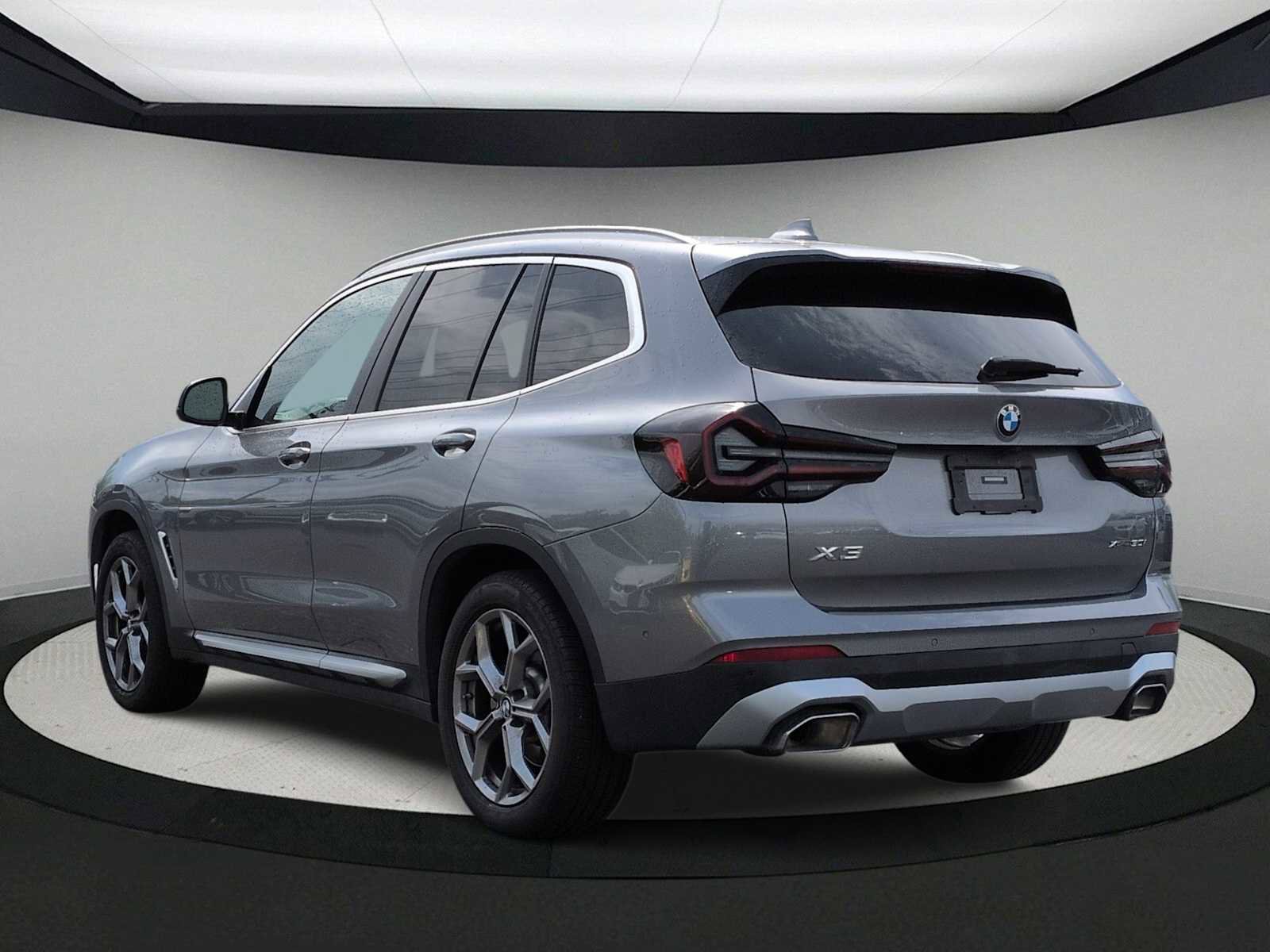 Certified 2023 BMW X3 xDrive30i w/ Premium Package image 5
