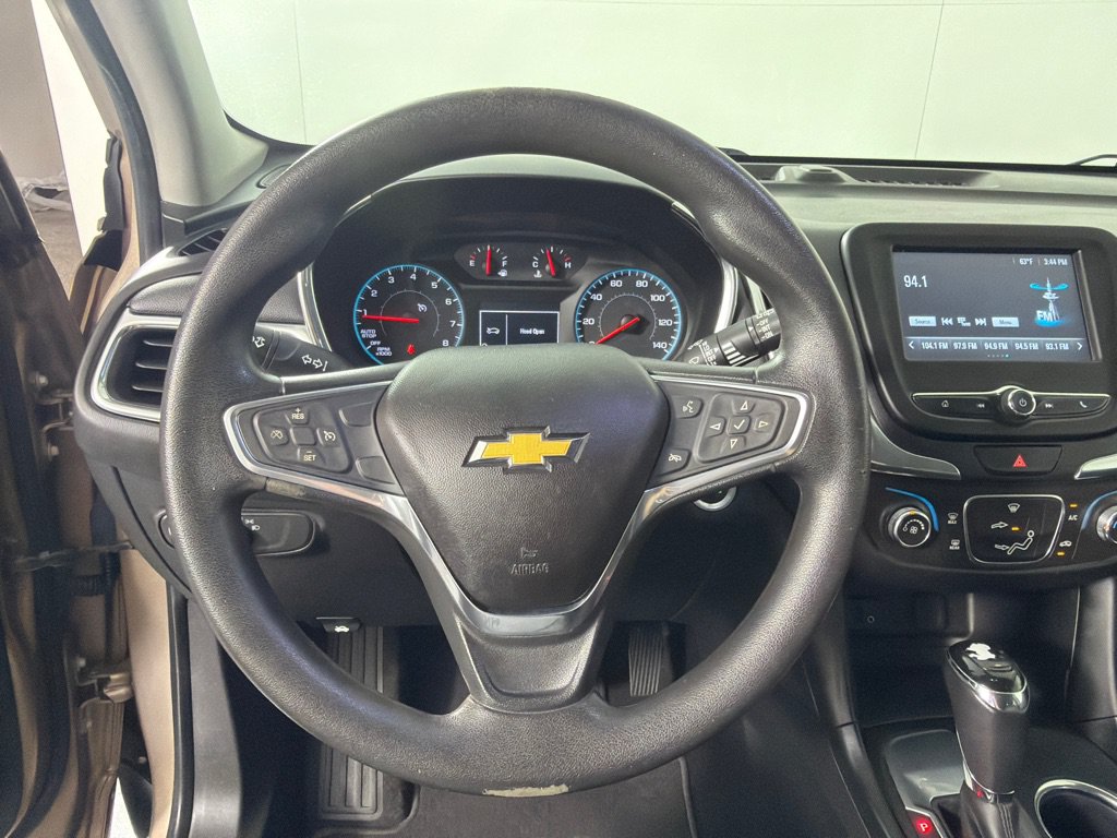 Used 2018 Chevrolet Equinox LT FWD image 14
