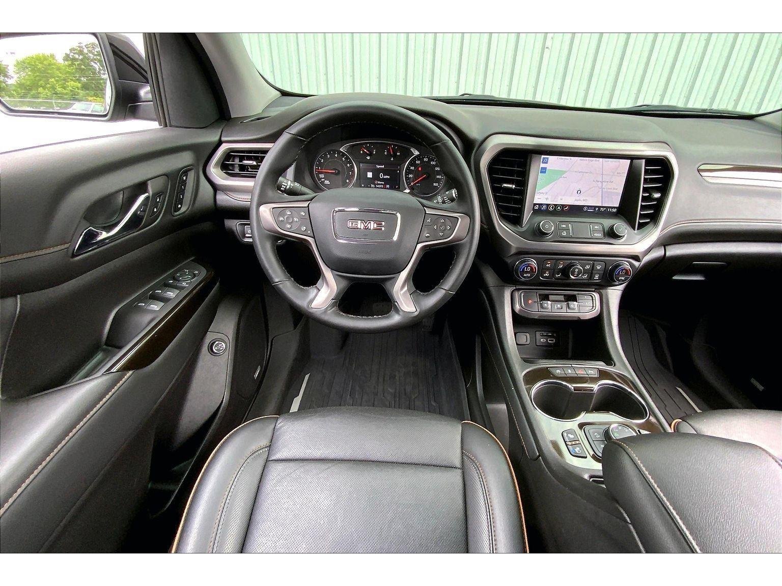 Used 2023 GMC Acadia AT4 w/ Preferred Package AWD/4WD image 5