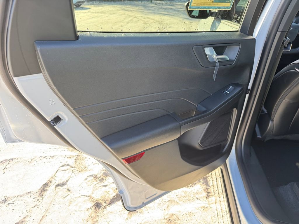 New 2026 Ford Escape ST-Line w/ Tech Pack #1 FWD image 27