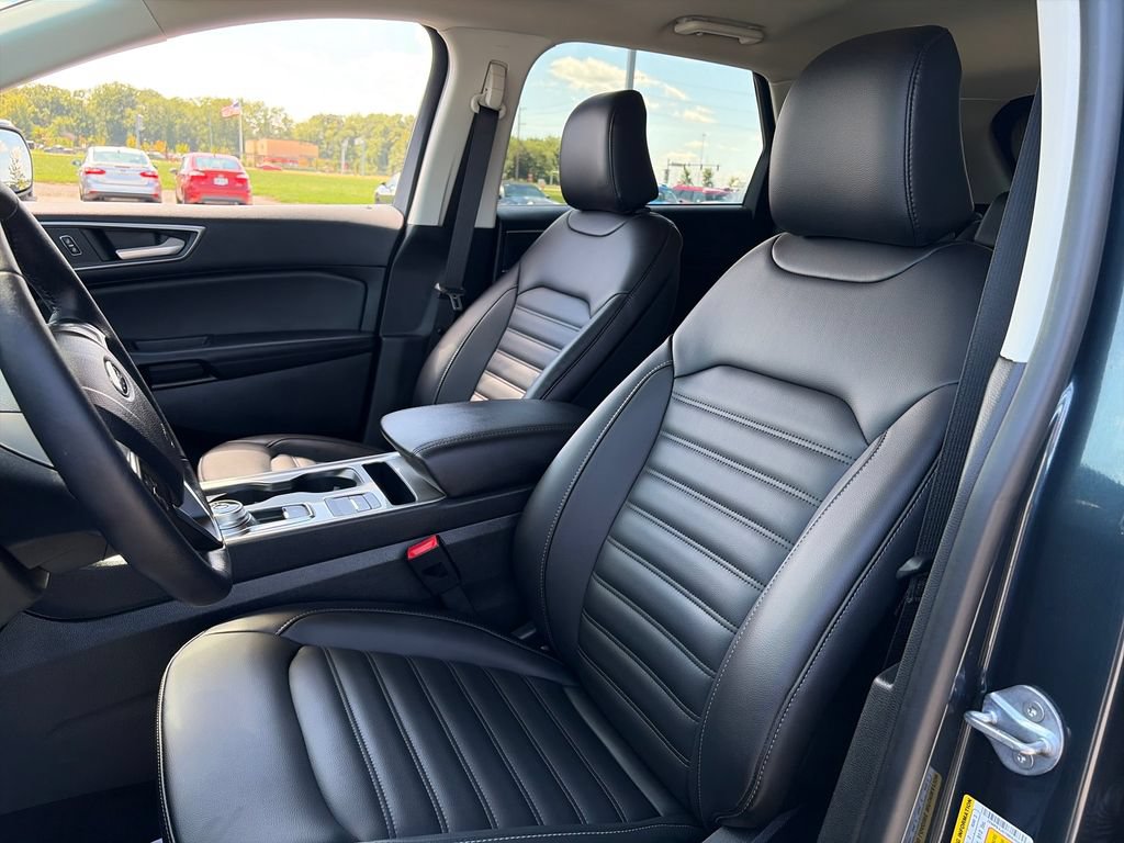 Used 2024 Ford Edge SEL w/ Convenience Package AWD/4WD image 16
