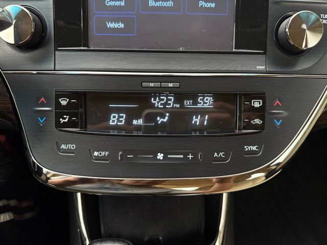 Used 2014 Toyota Avalon XLE FWD image 19
