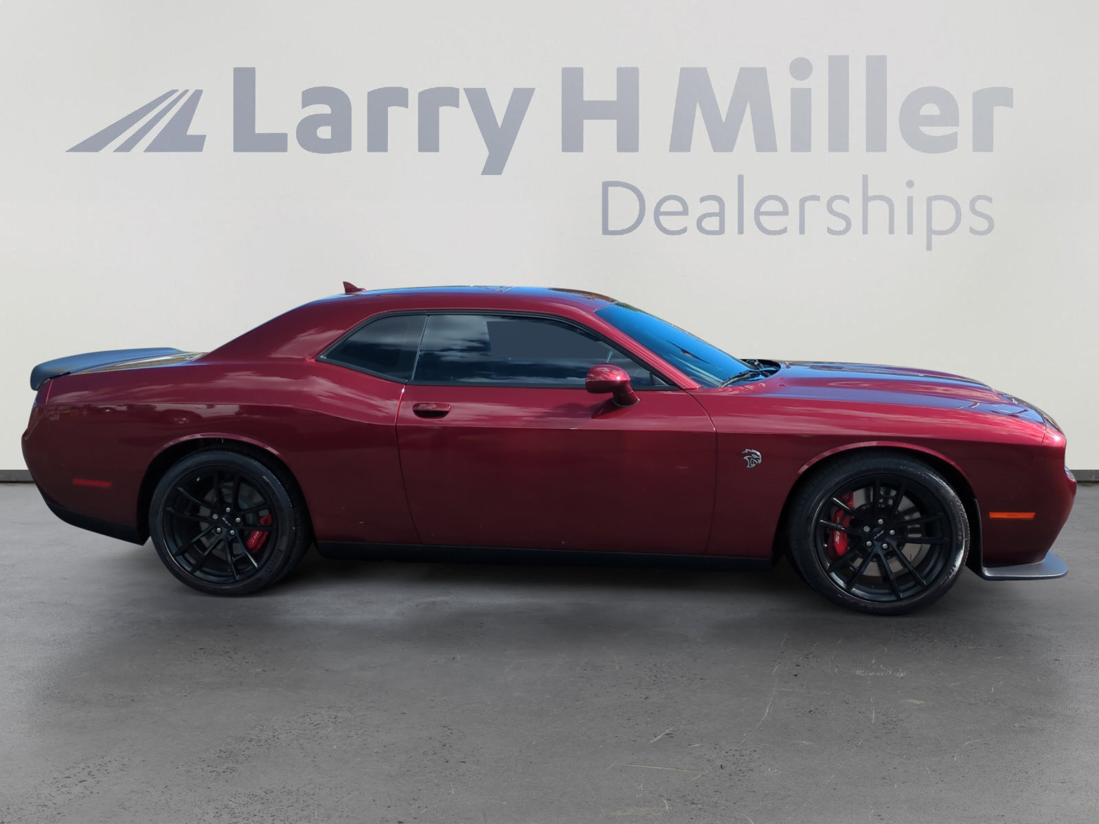 Used 2023 Dodge Challenger SRT Hellcat image 6