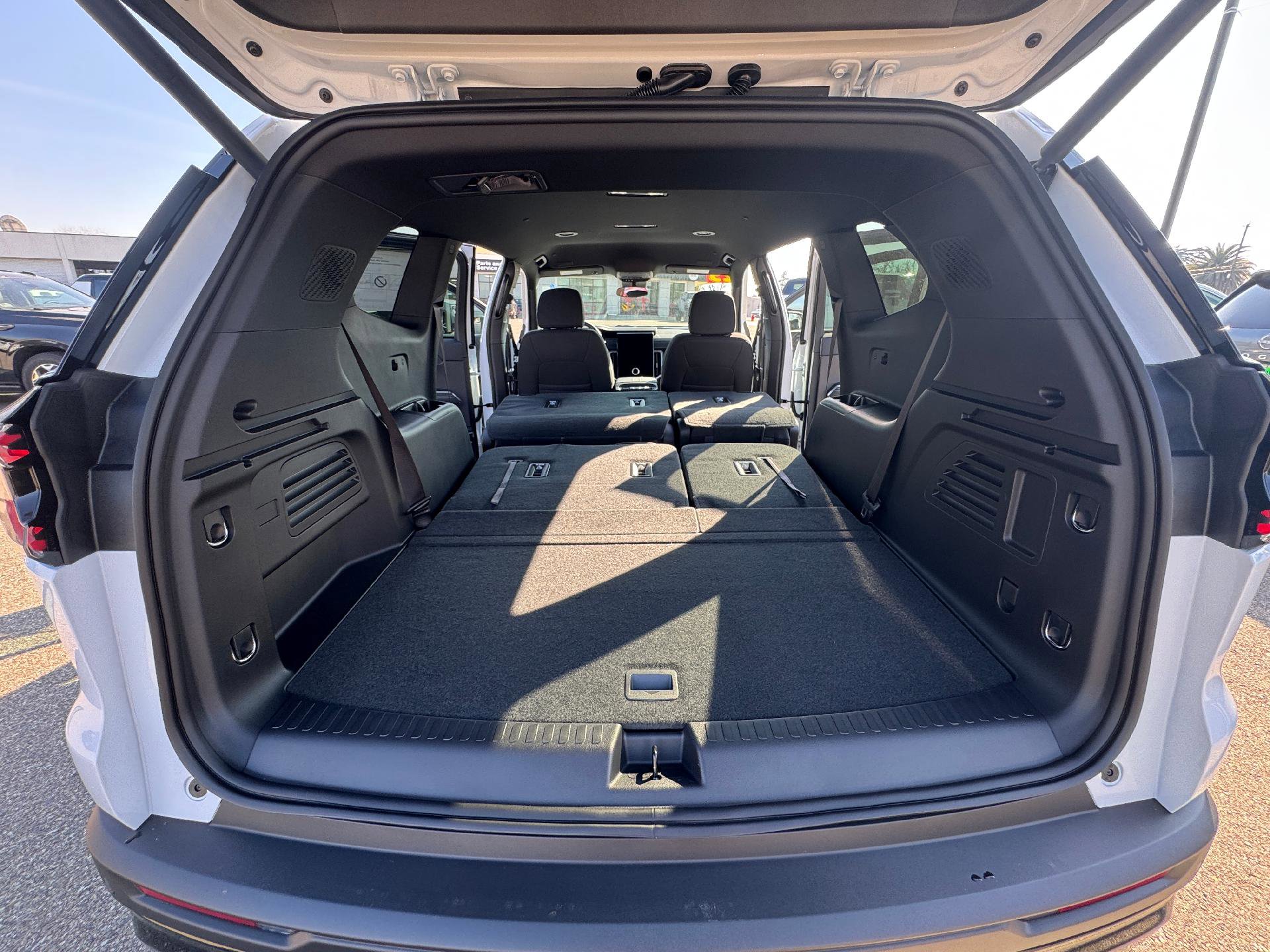 New 2025 GMC Acadia Elevation w/ Black Edition image 15