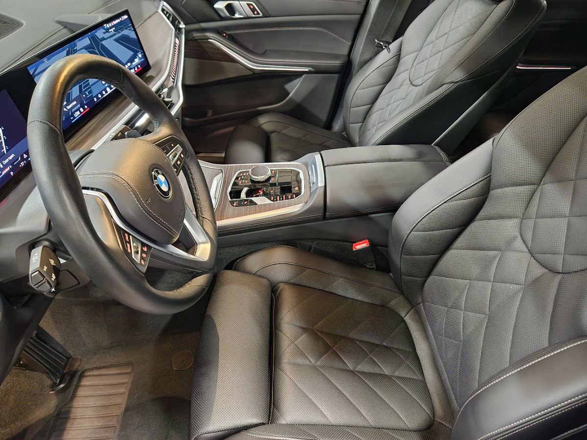 Used 2024 BMW X5 xDrive40i w/ Premium Package AWD/4WD image 31