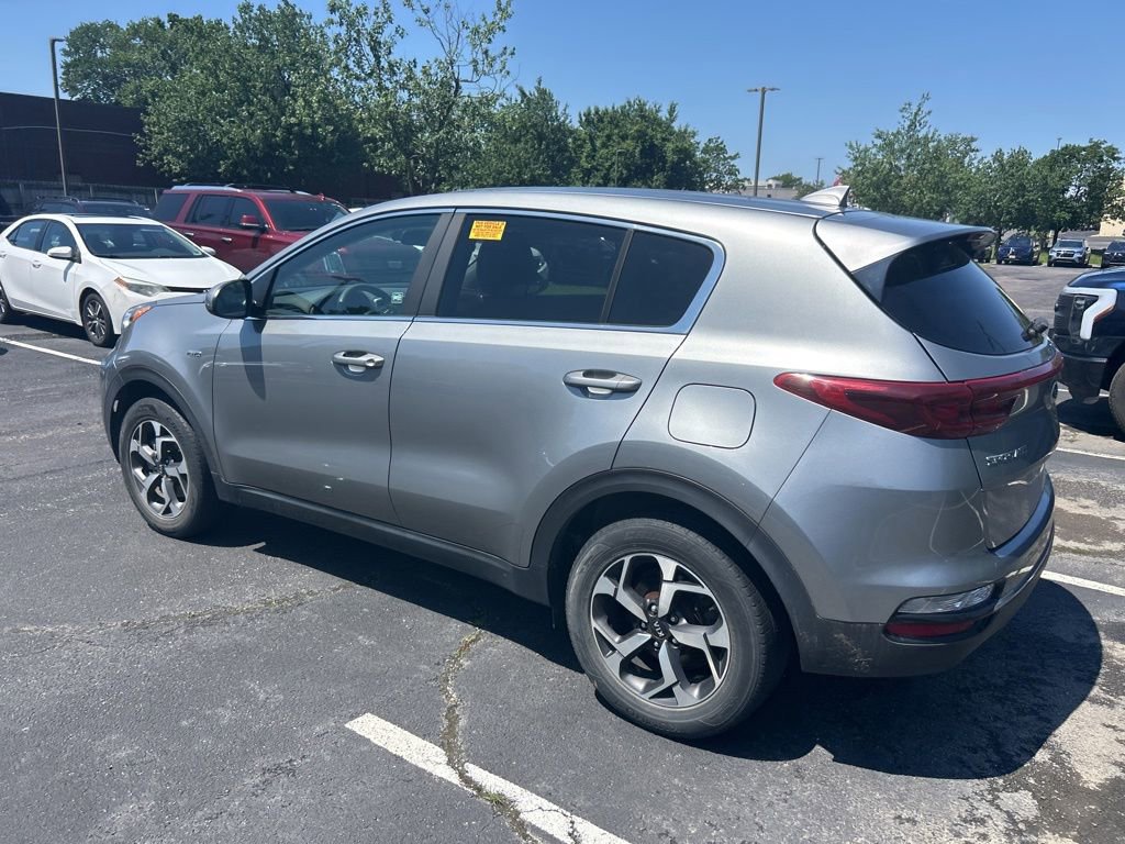 Used 2020 Kia Sportage LX AWD/4WD image 8