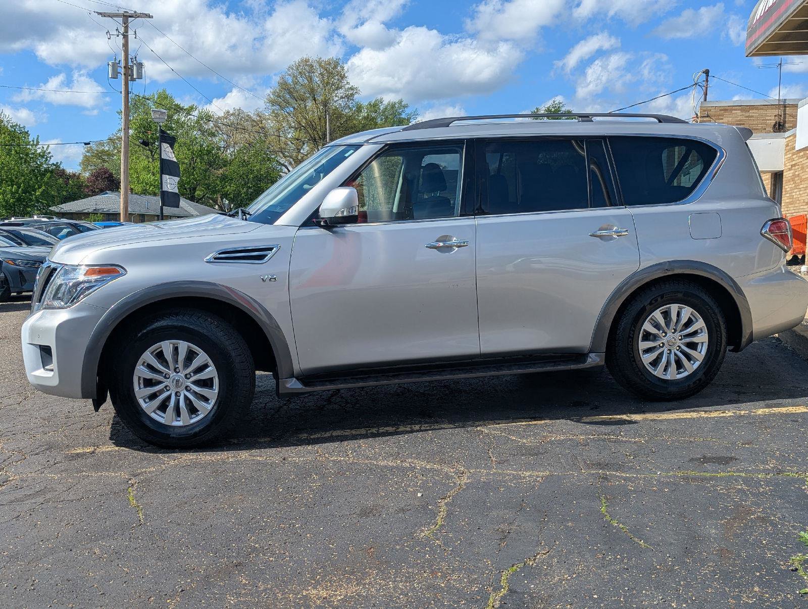 Used 2018 Nissan Armada SV w/ Driver Package AWD/4WD image 3