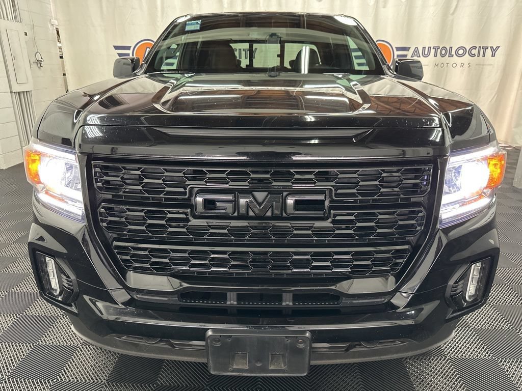 Used 2022 GMC Canyon Denali w/ Denali Black Edition Package AWD/4WD image 4
