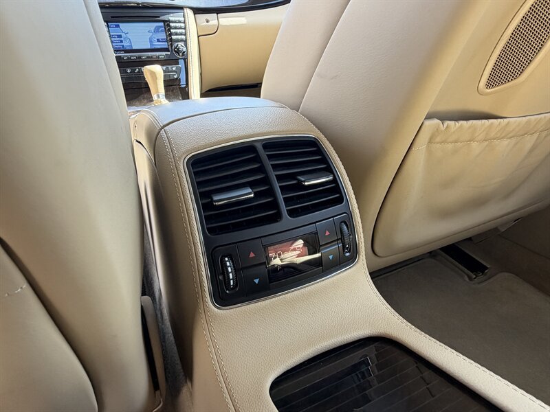 Used 2007 Mercedes-Benz CLS 63 AMG image 39