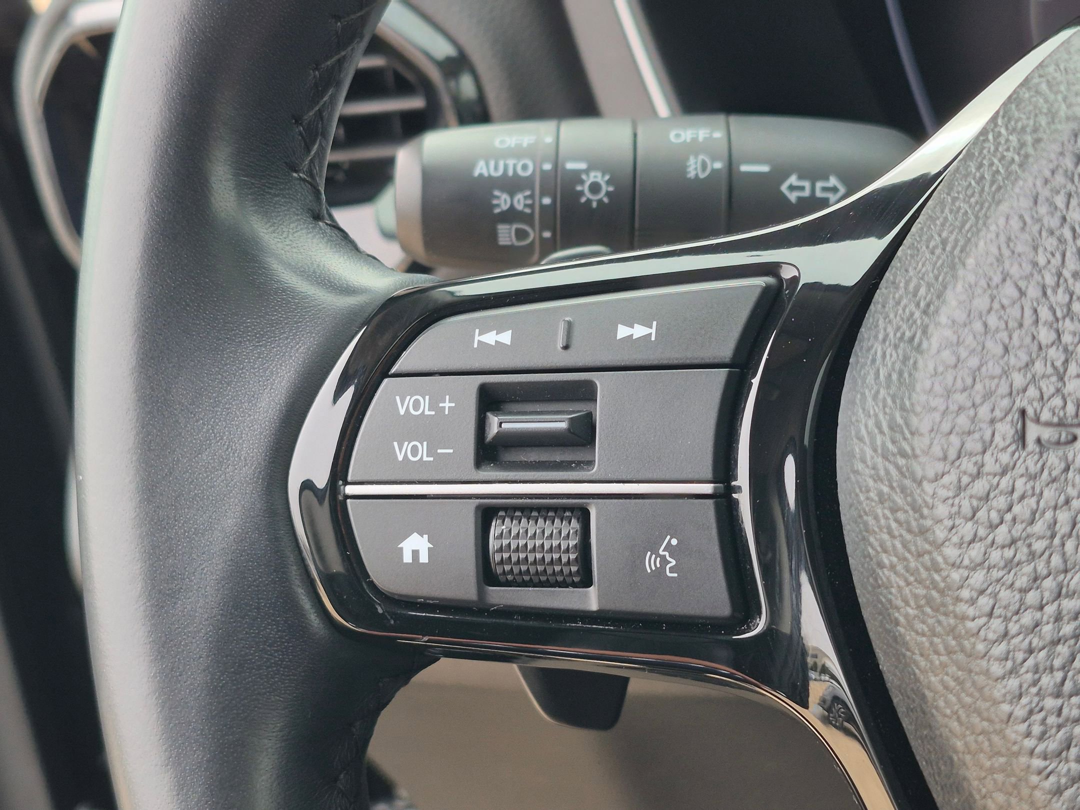 Certified 2023 Honda Pilot Touring image 15