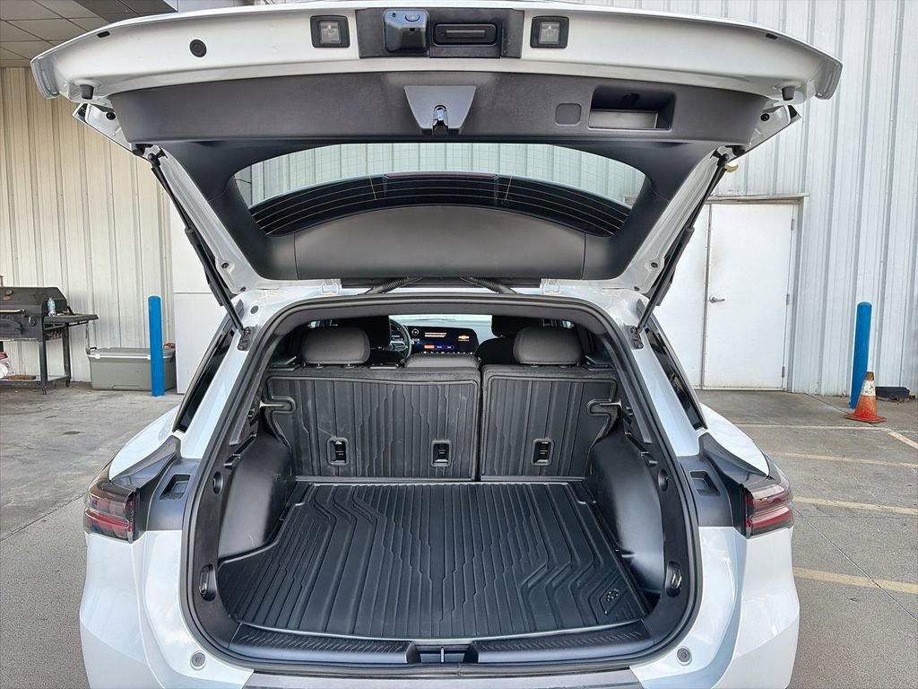 New 2026 Chevrolet Equinox EV LT image 27