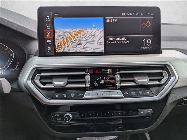 Used 2025 BMW X4 xDrive30i image 15