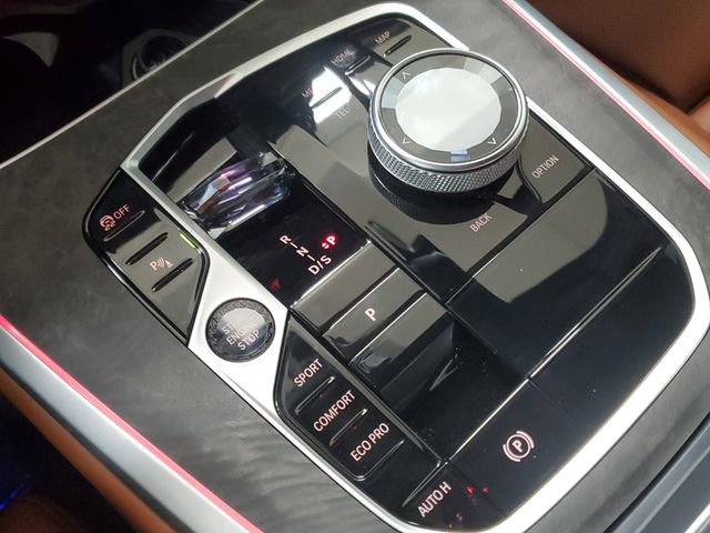 Used 2025 BMW X5 sDrive40i w/ Executive Package image 24