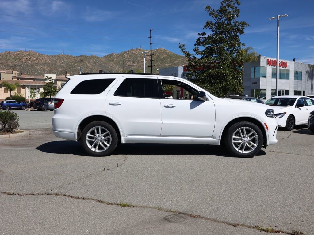 Used 2025 Dodge Durango GT image 3