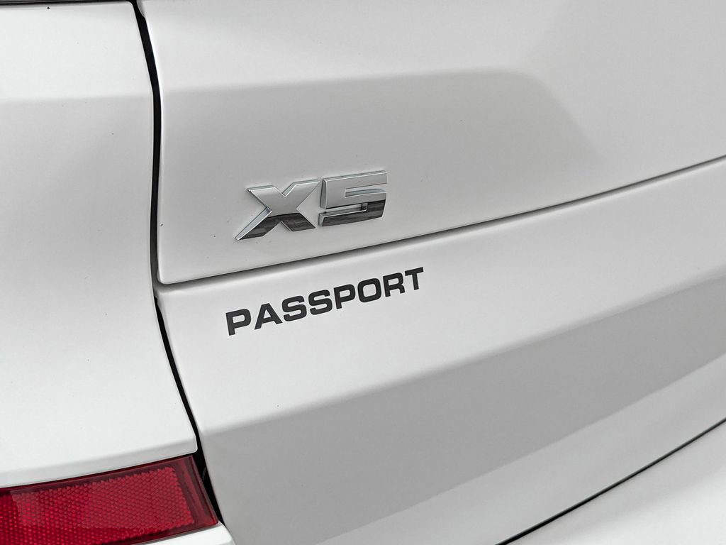 Used 2026 BMW X5 M60i image 11