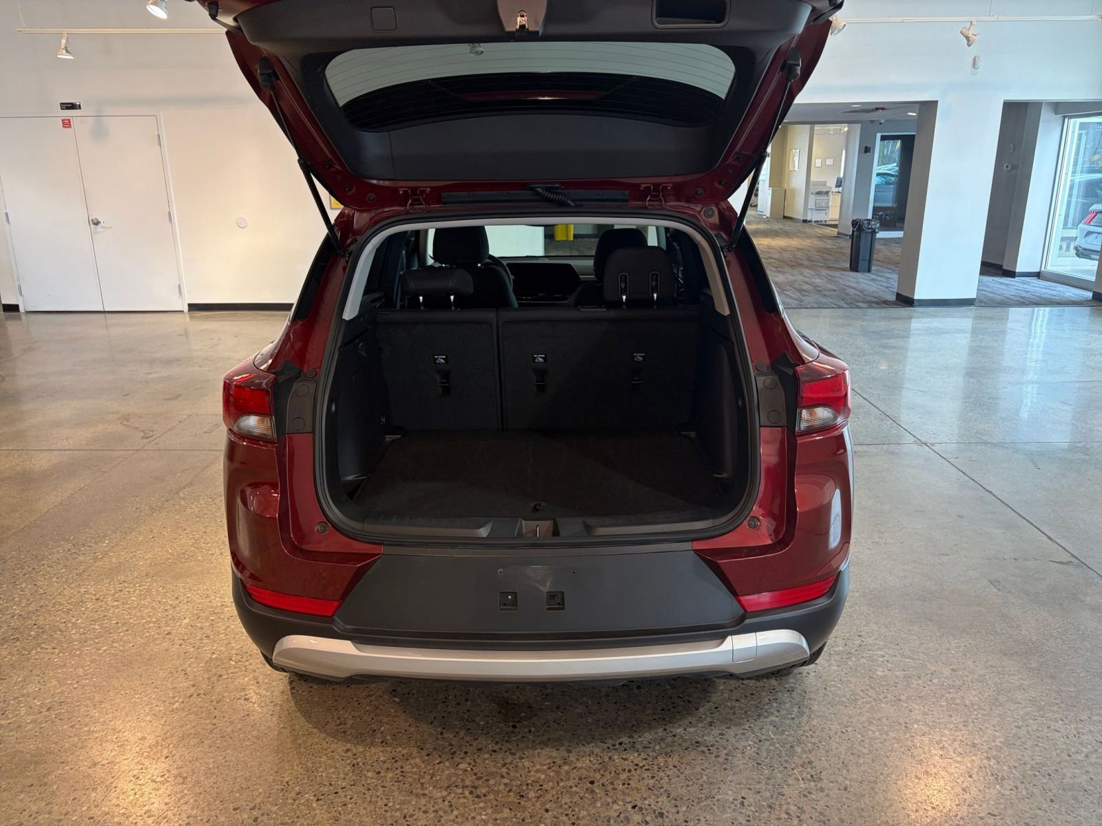 Used 2025 Chevrolet TrailBlazer LT image 29