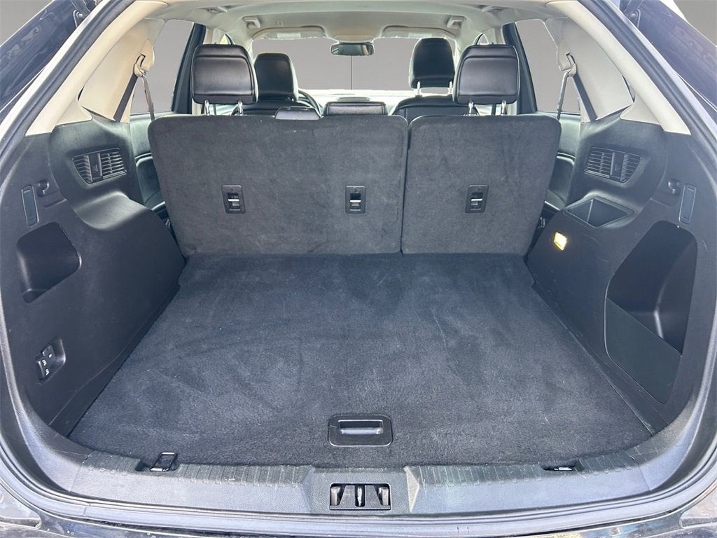 Used 2023 Ford Edge SEL image 19