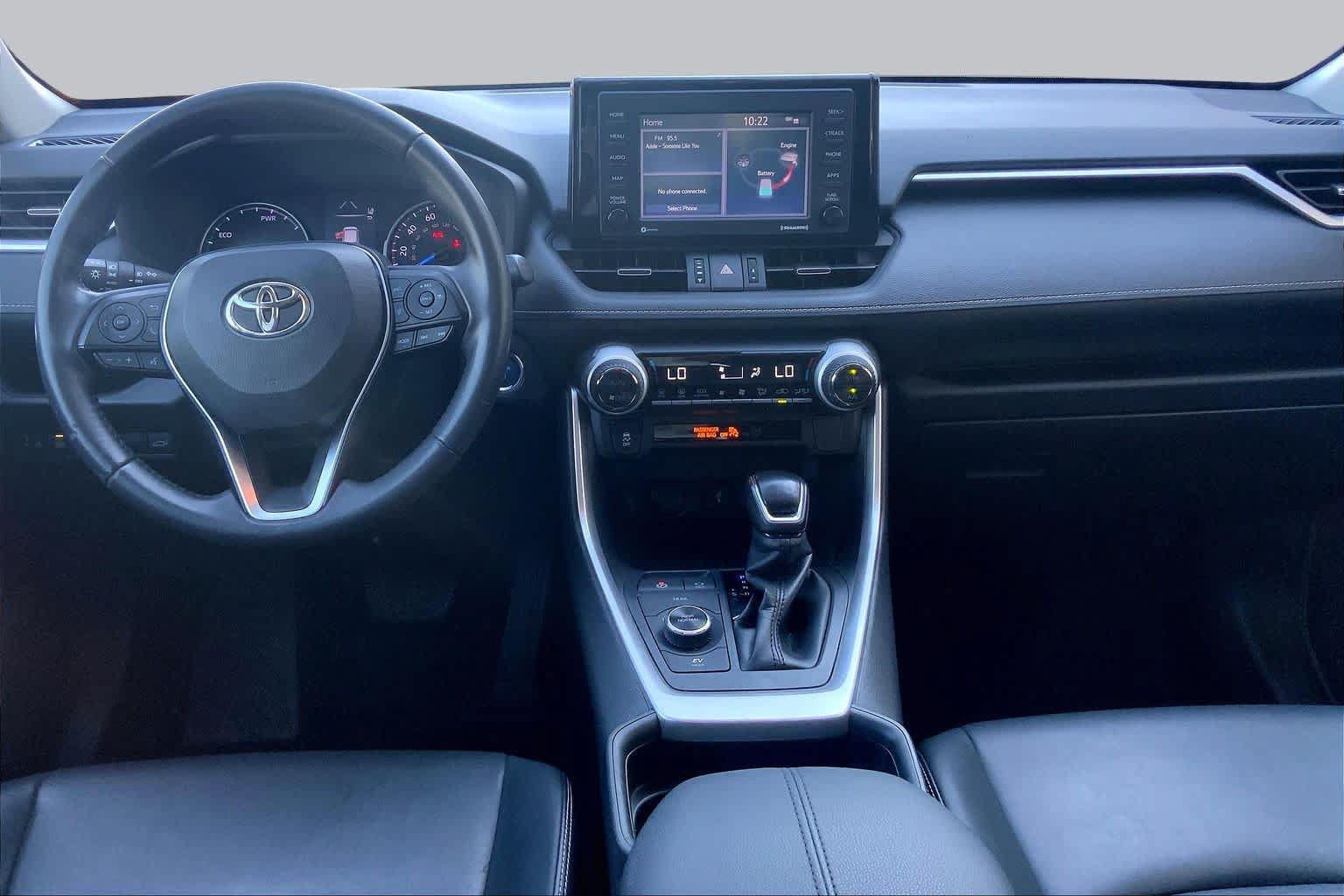 Used 2021 Toyota RAV4 XLE Premium AWD/4WD image 15
