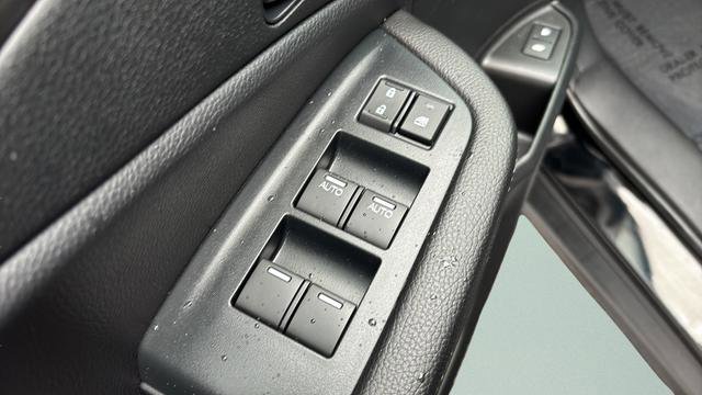 Used 2023 Honda Passport EX-L image 12
