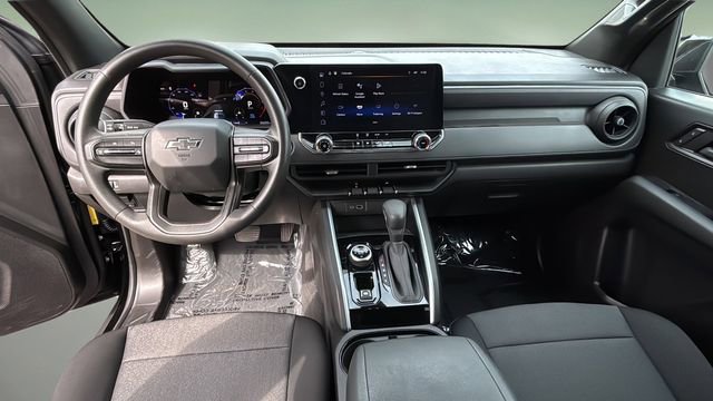 Used 2024 Chevrolet Colorado Trail Boss w/ Technology Package image 16