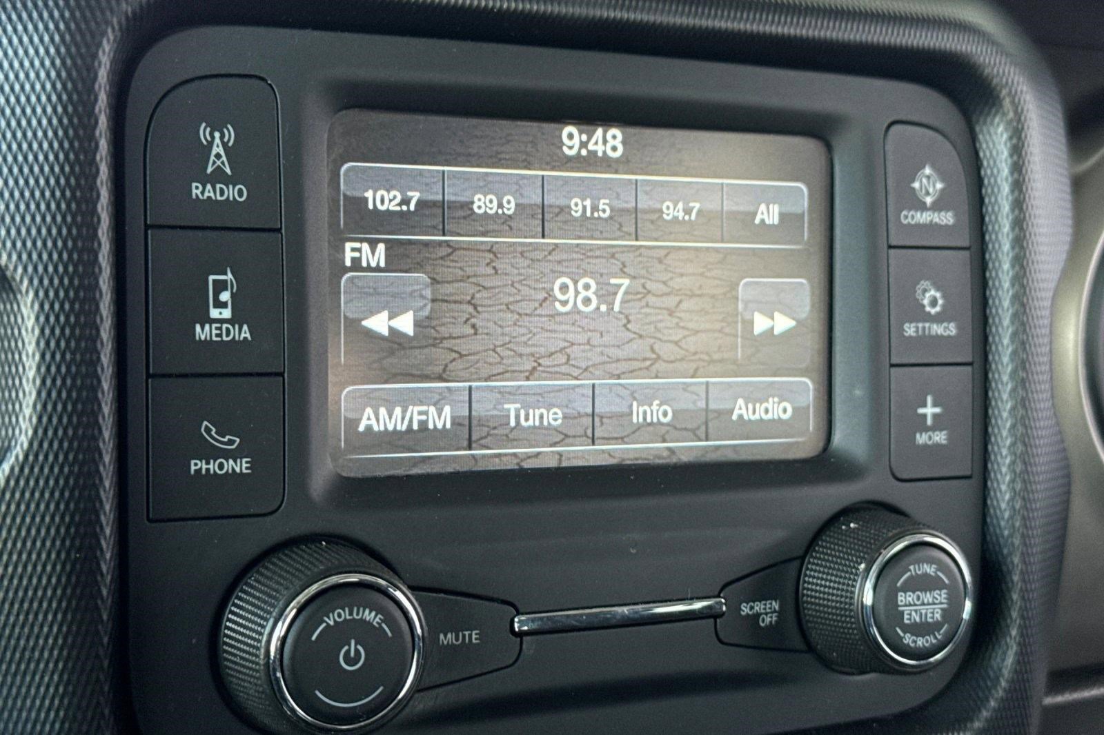 Used 2019 Jeep Wrangler Unlimited Sport AWD/4WD image 17